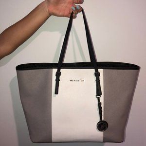 Michael Kors Classic Tote Bag